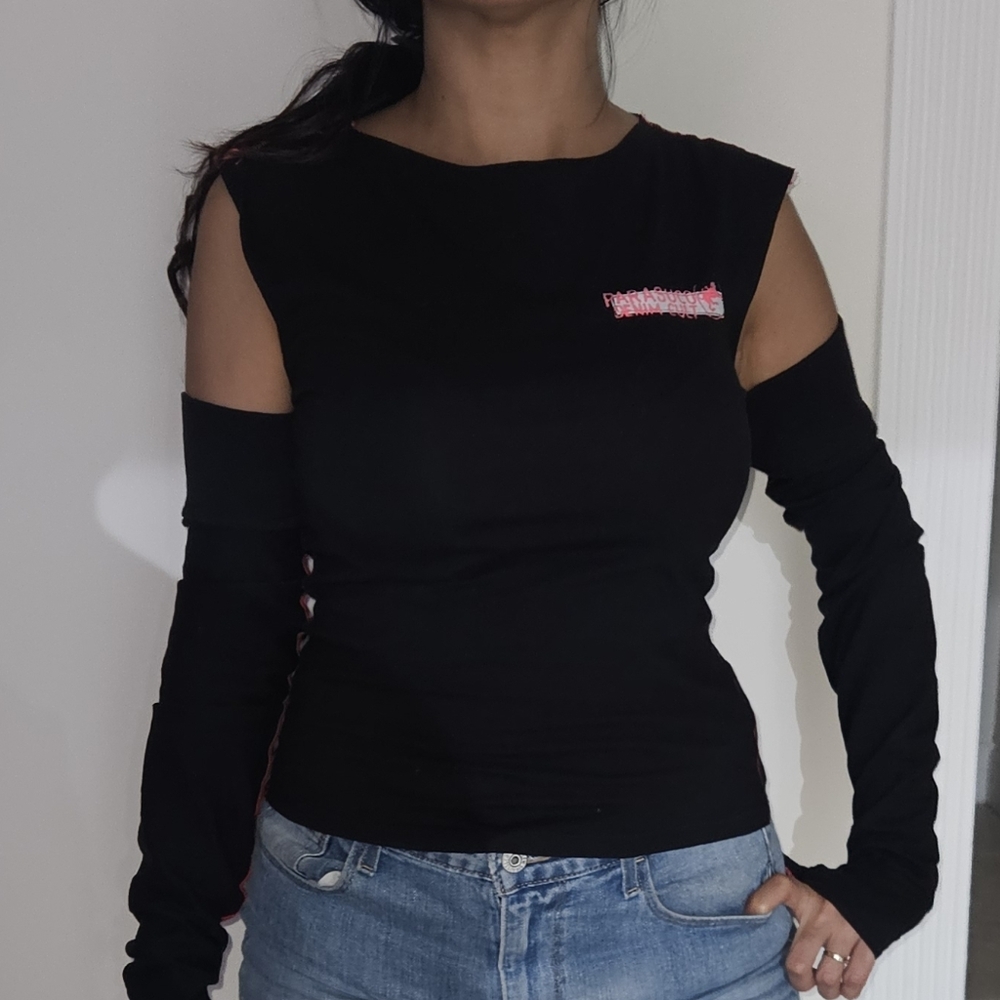Black Women's Top with Detachable Sleeves